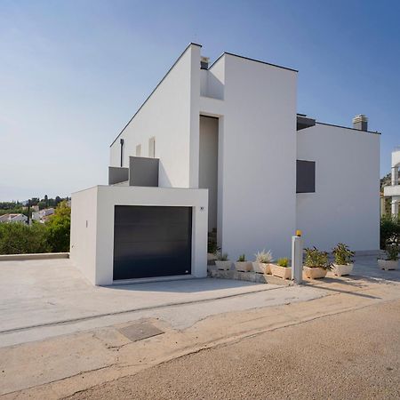 Modern, 2 Bedroom Apartment Hvar Town Eksteriør bilde